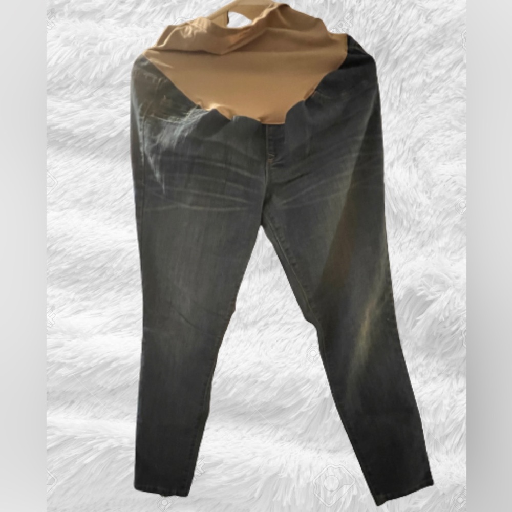 OLD NAVY MATERNITY jeans, size 10